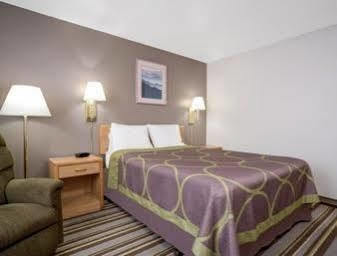 Super 8 By Wyndham Willmar Hotel Exterior photo